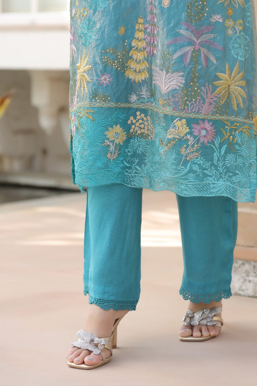 Graceful Pakistani Embroidered Kurta Set With Flared Sleeves