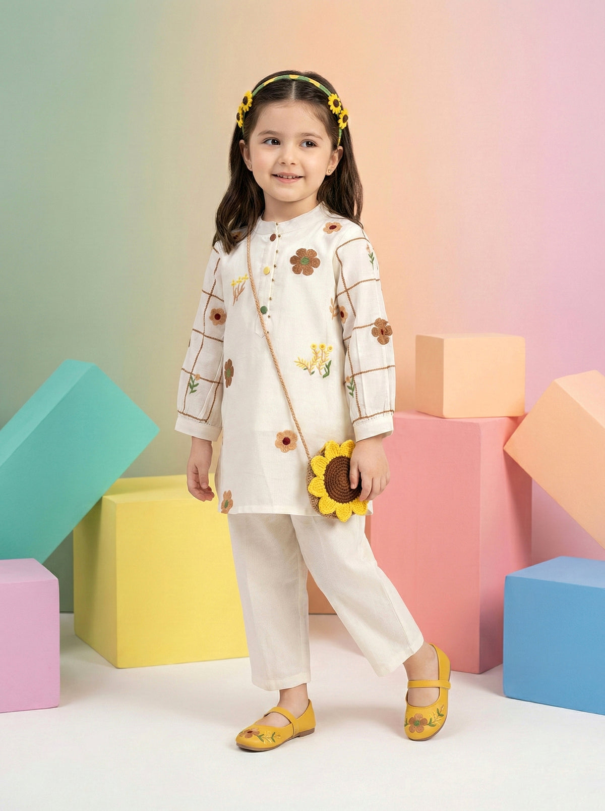 Girls Ivory White Floral Embroidered Full Sleeve Kurta with Straight Pants Co-Ord Set