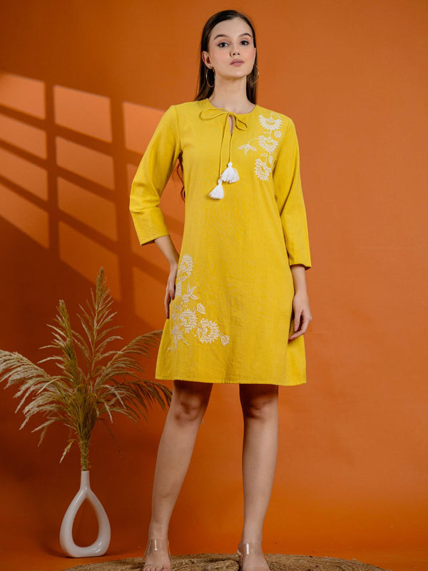 Stylish Floral Printed A-Line Midi Dress with Tassel Tie-Up Neck & 3/4 Sleeves