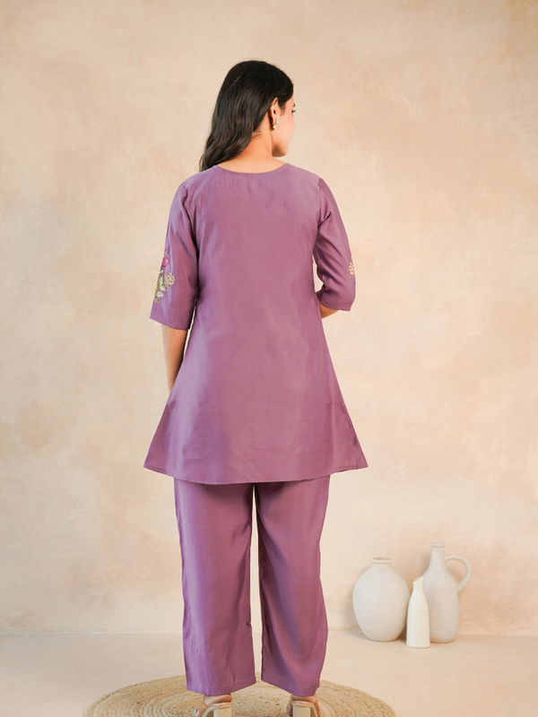Lavender Floral Embroidered Kurta and Straight Pant Co-ord Set