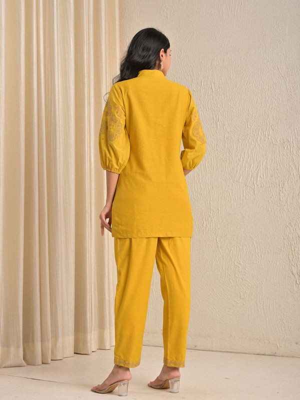 Elegant Mustard Printed Kurta With Matching Pants