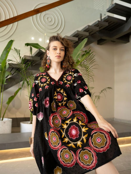 Chic Black Embroidered Cotton Midi Dress with V-Neck & Elbow Sleeves