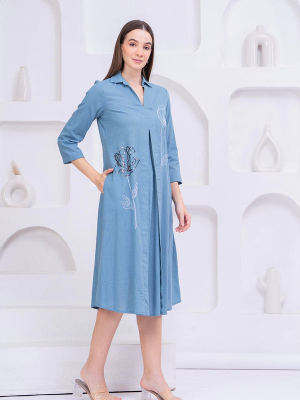 Elegant Embroidered A-Line Midi Dress with Shirt Collar & 3/4 Sleeves