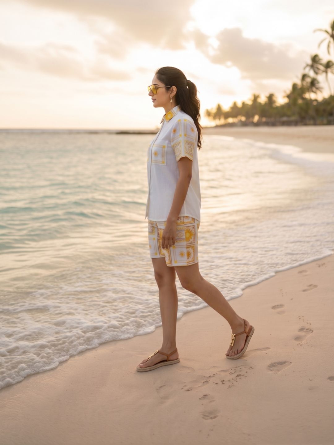 Women Off White Geometric Printed Shirt & Shorts Co-Ord Set