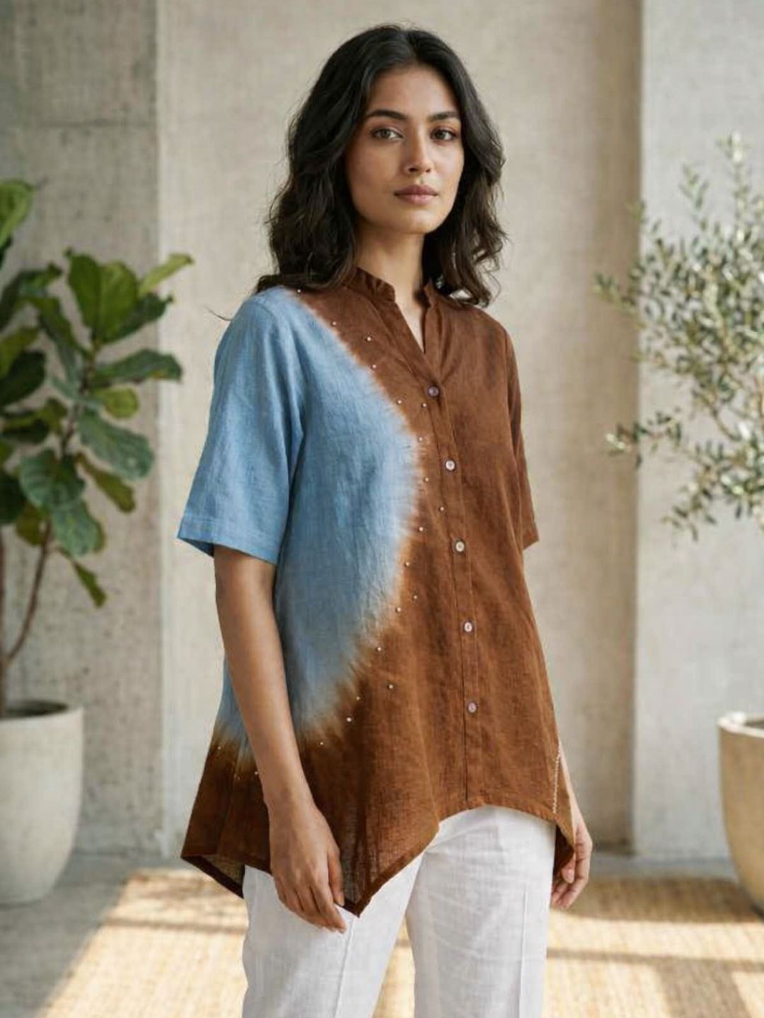Trendy Ombre Dyed High-Low Tunic Top with Mandarin Collar & Short Sleeves
