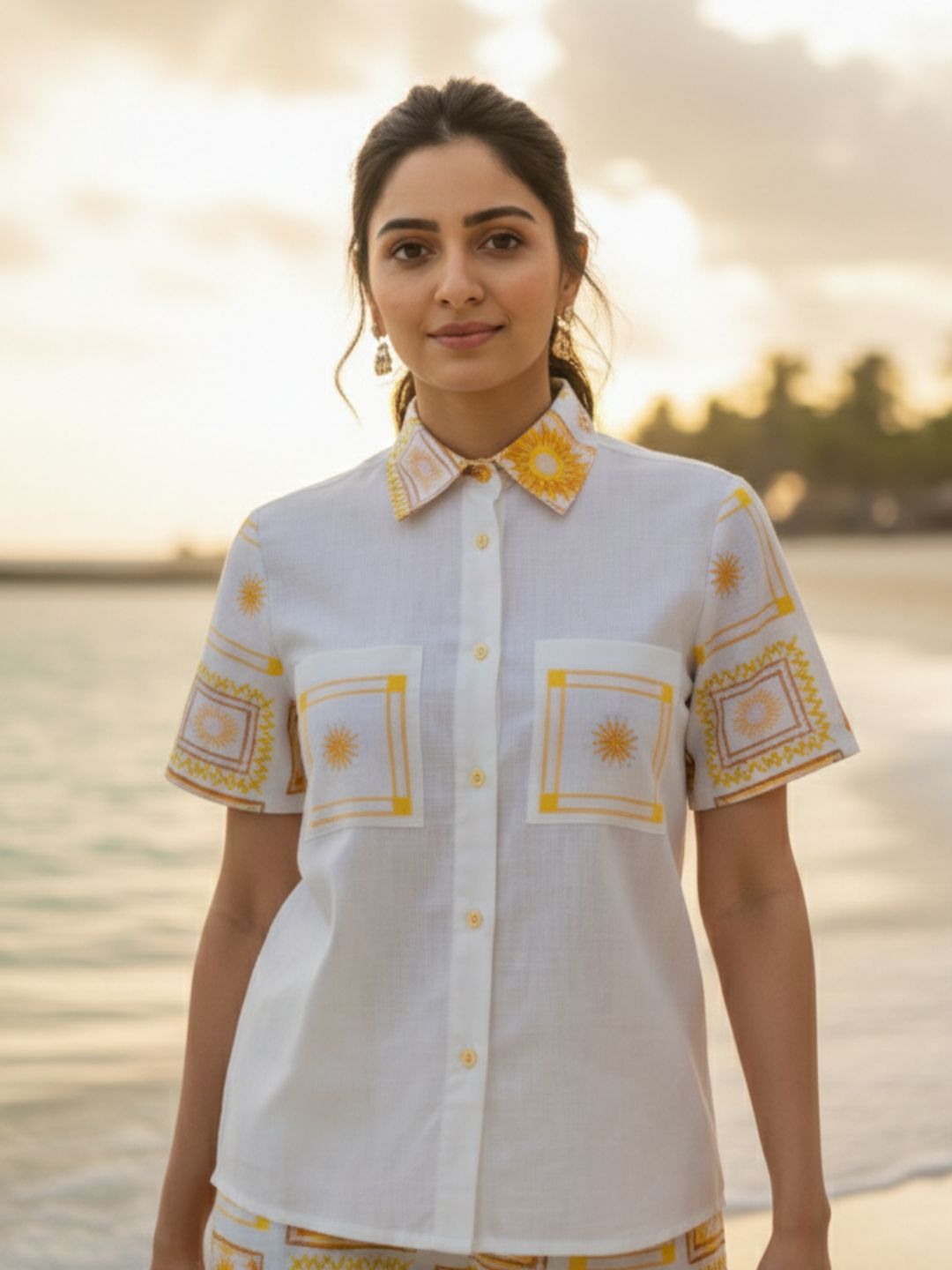 Women Off White Geometric Printed Shirt & Shorts Co-Ord Set