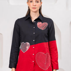 Trendy Black Red Color Block Heart Design Shirt
