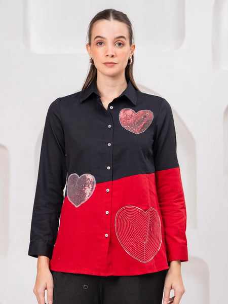 Trendy Black Red Color Block Heart Design Shirt