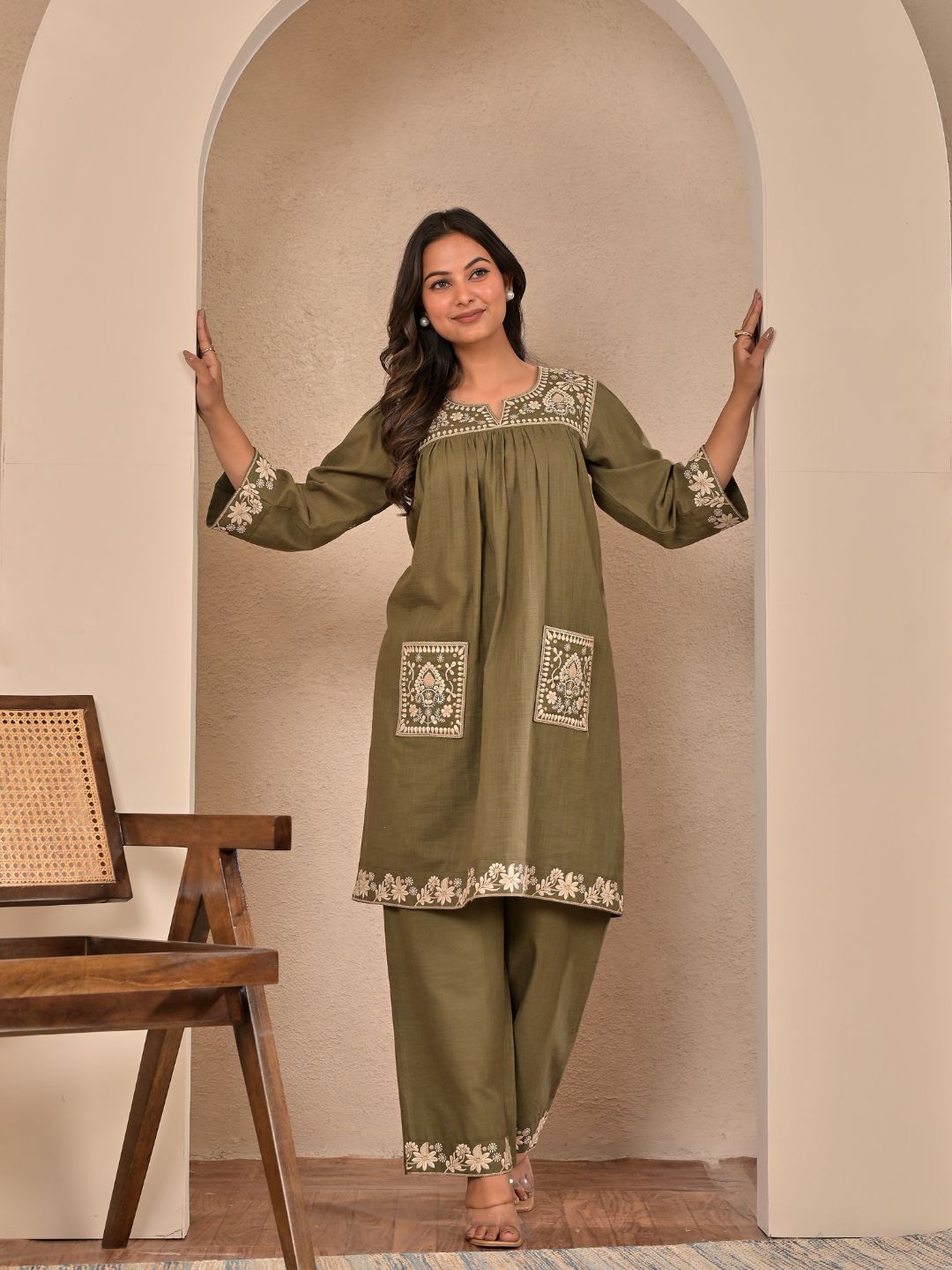 Elegant Olive Green Cotton Embroidered Kurta Set