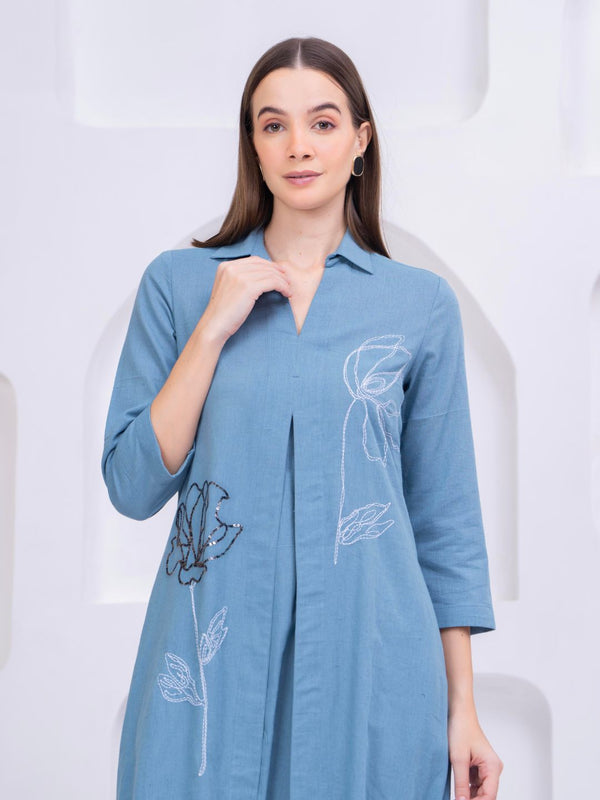 Elegant Embroidered A-Line Midi Dress with Shirt Collar & 3/4 Sleeves