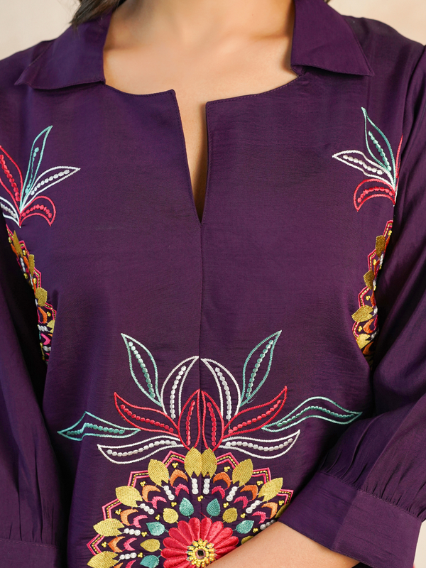 Graceful Purple Floral Embroidered Kurta with Pants