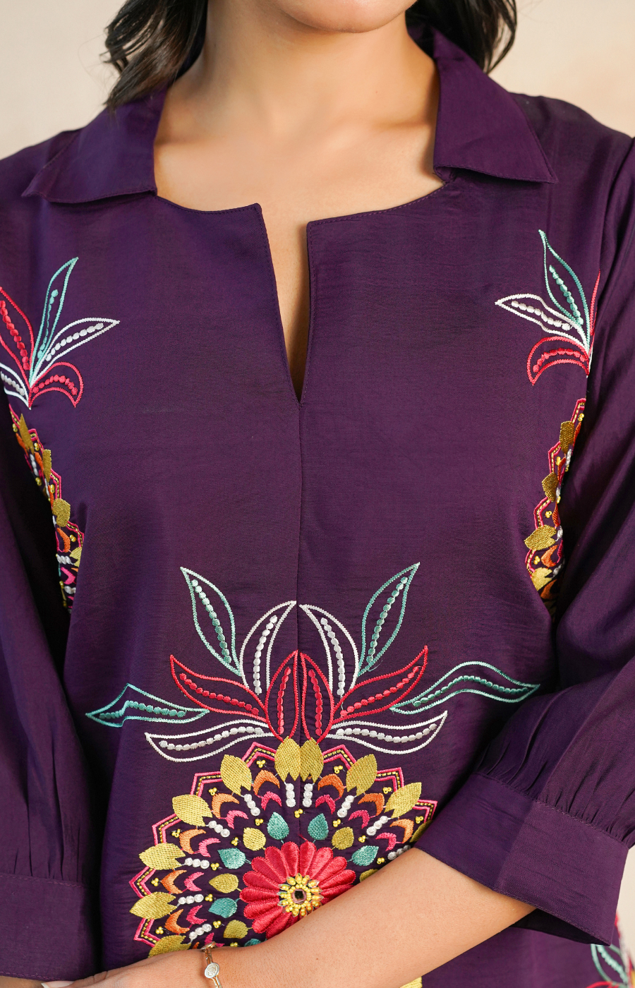 Graceful Purple Floral Embroidered Kurta with Pants