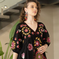 Chic Black Embroidered Cotton Midi Dress with V-Neck & Elbow Sleeves