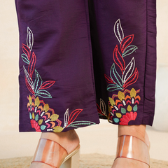 Graceful Purple Floral Embroidered Kurta with Pants