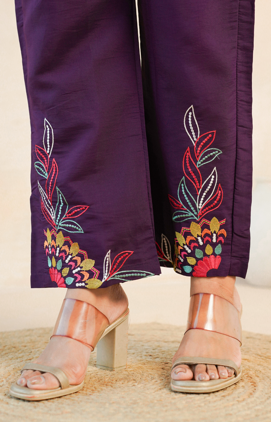Graceful Purple Floral Embroidered Kurta with Pants