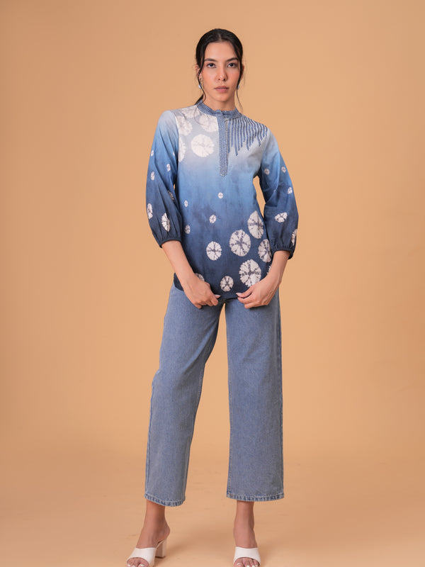 Elegant Blue Cotton Embroidered Top