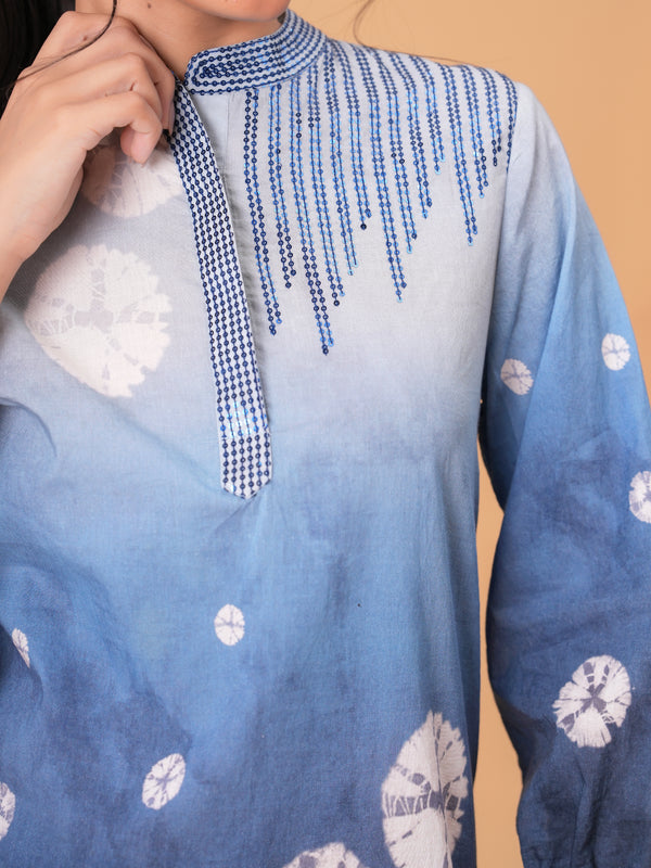 Elegant Blue Cotton Embroidered Top
