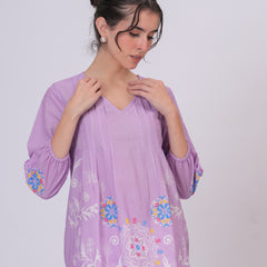 Elegant Lavender Top Featuring Delicate Multicolor Motifs