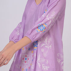 Elegant Lavender Top Featuring Delicate Multicolor Motifs