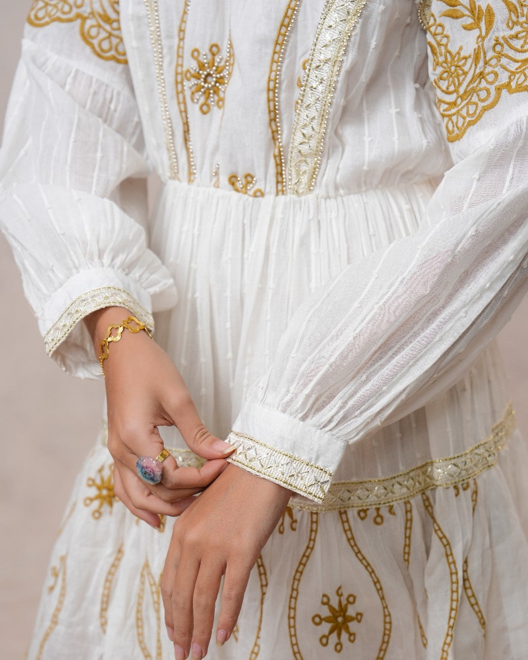 Women’s Off White Cotton Embroidered Midi Dress