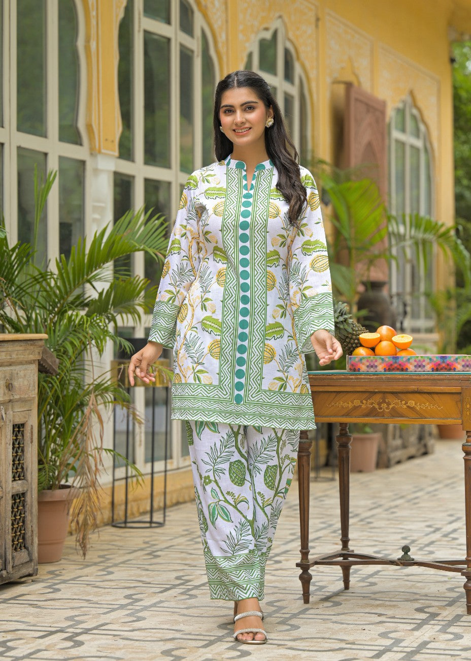 Women White & Green Floral Printed Co-Ord Set