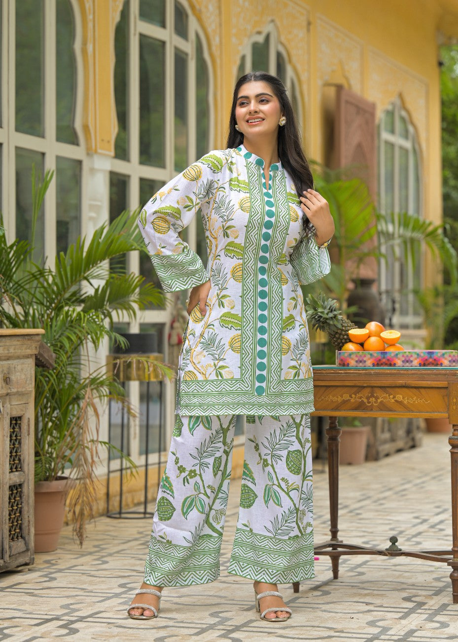 Women White & Green Floral Printed Co-Ord Set