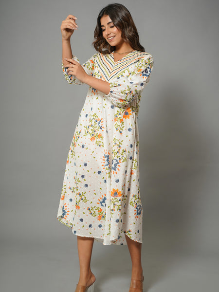 White maxi dresses 