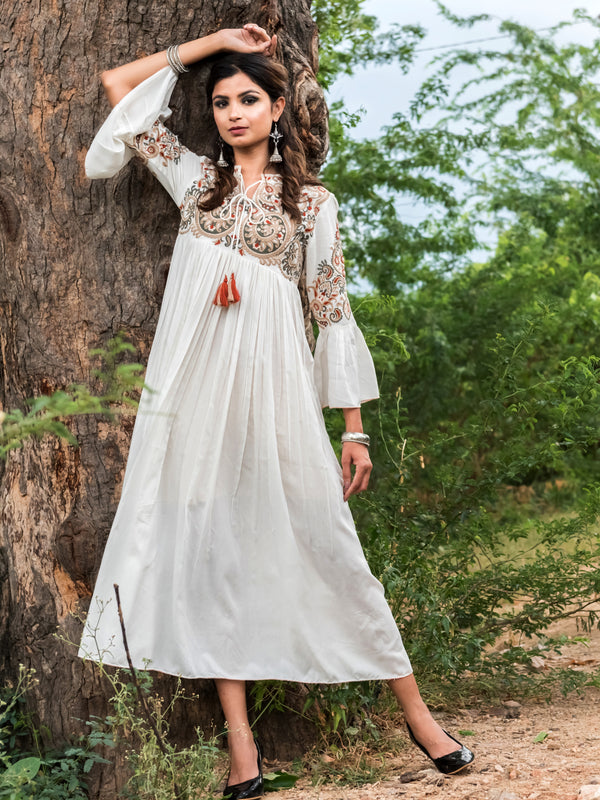 Cotton White Embroidered Maxi Dress | Designer Dresses | Zolo ZoloLabel Cotton White Embroidered Maxi Dress | Designer Dresses | Zolo ZoloLabel