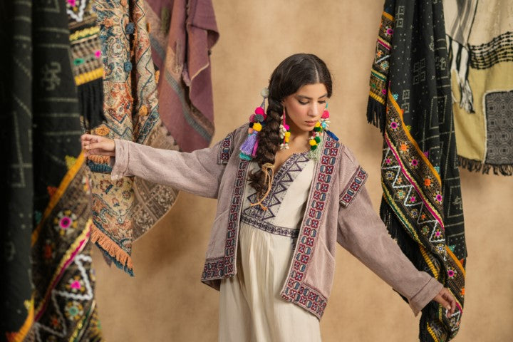 Vintage Mauve Geometric Embroidered Wrap Jacket