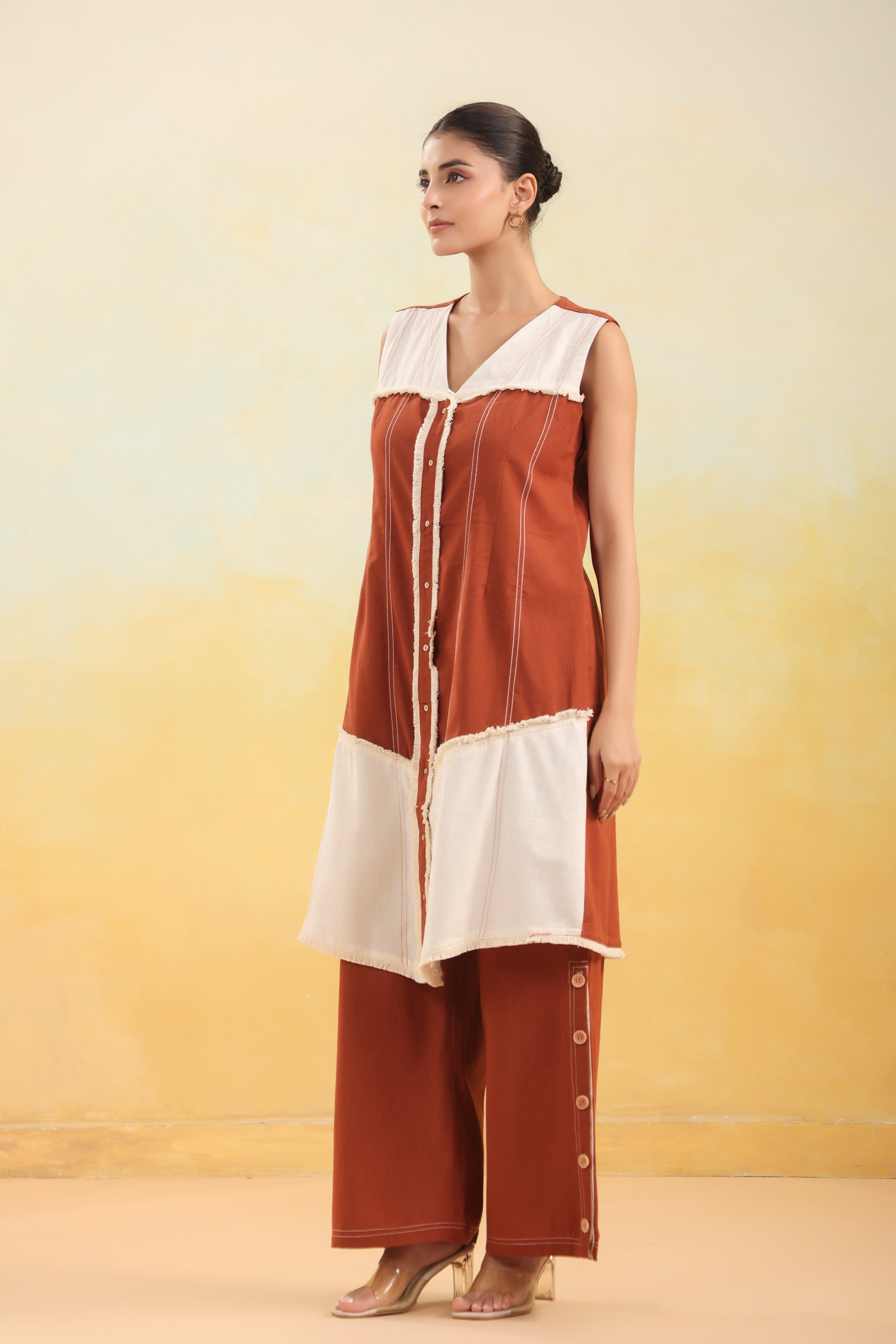 Women Rust Brown & White Colorblock Sleeveless Co-ord Set