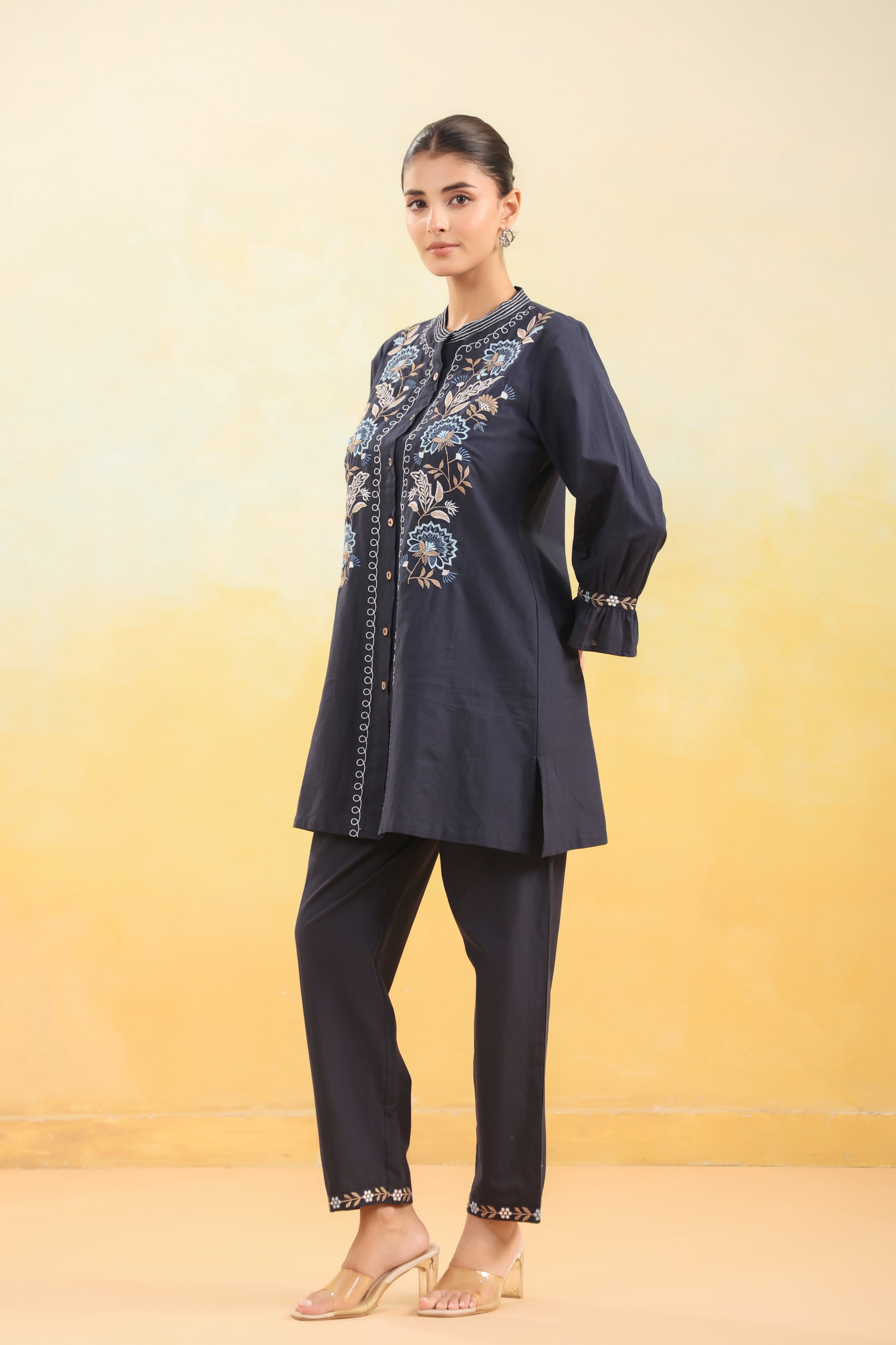 Women Navy Blue Floral Embroidered Straight Kurta Co-ord Set