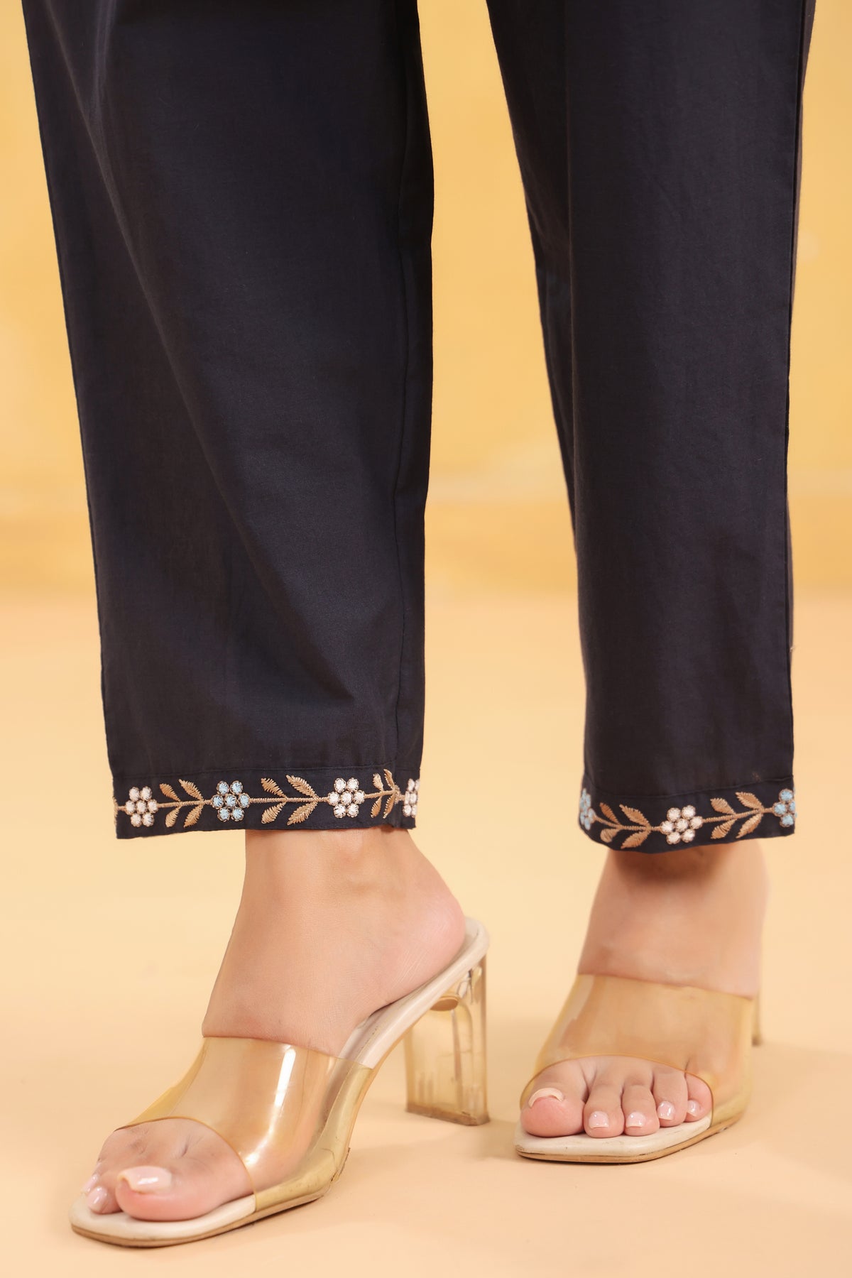 Women Navy Blue Floral Embroidered Straight Kurta Co-ord Set
