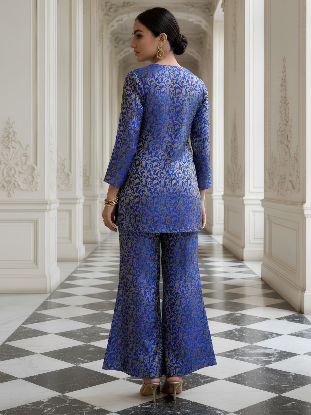 Elegant Blue Ethnic Co-Ord with Golden Weaving