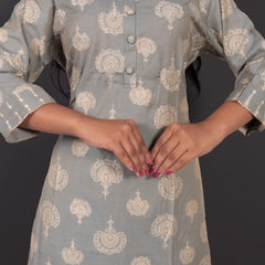 Grey Muslin Ethnic Motif Kurta Pant Set